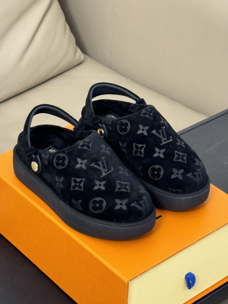 Louis Vuitton Slippers